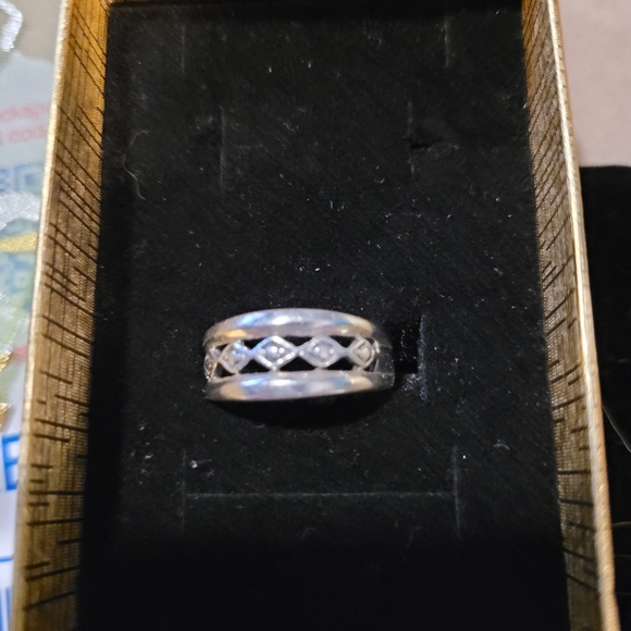 Sterling silver band - Picture 3 of 7